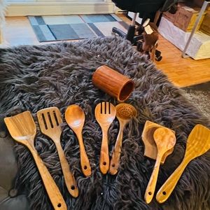 Ensemble des ustensiles en bois 9 pcs